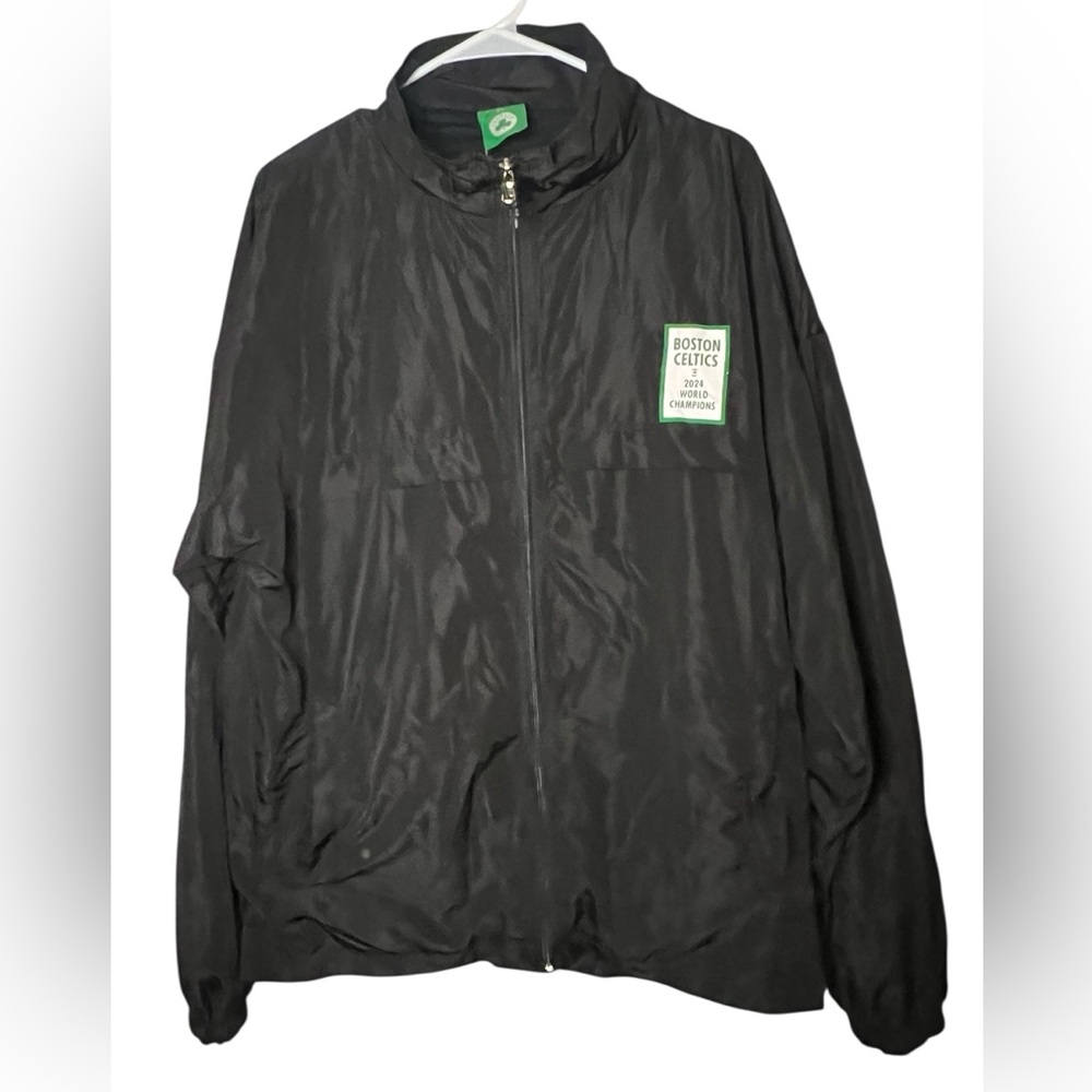 Boston Celtics Black XL Windbreaker Jacket NWT